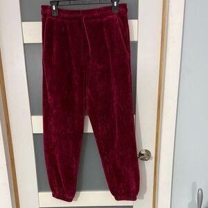 Plush Burgundy Women's Jogger Pants with Drawstring Waist